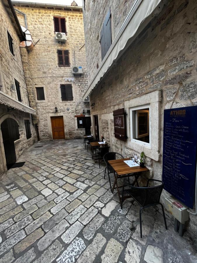 Guesthouse Athos Kotor Exterior foto